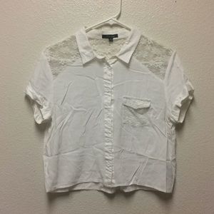 *NWOT* White woven timing brand crop top size L